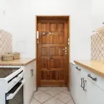 Bright And Cosy In By Renters Appartement *