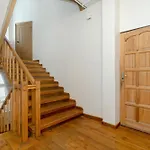 Bright And Cosy In By Renters *