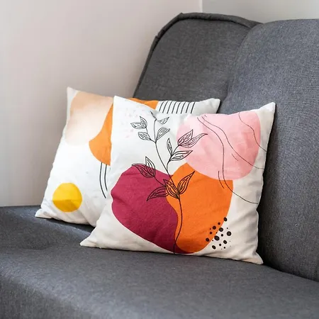 Apartamento Bright And Cosy In By Renters *