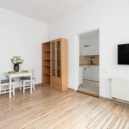 Bright And Cosy In By Renters Apartmán *
