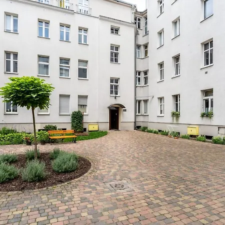 Bright And Cosy In By Renters Appartement *