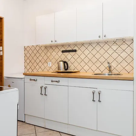Bright And Cosy In By Renters Appartement *