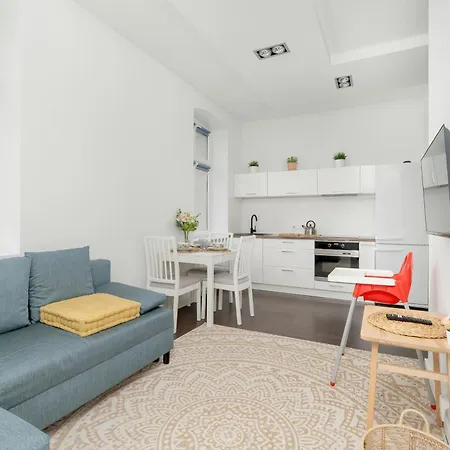 Bright And Cosy In By Renters
