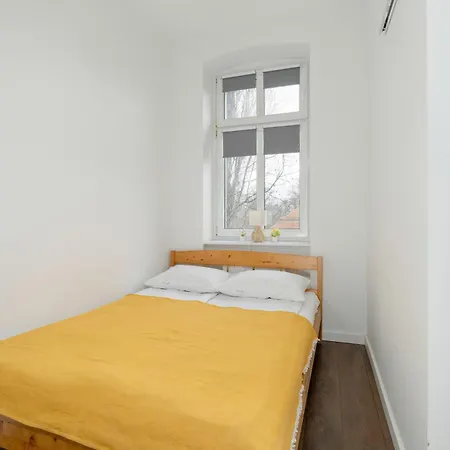Daire Bright And Cosy In By Renters Poznan