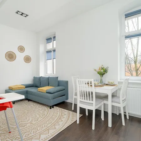 Bright And Cosy In By Renters Appartement *