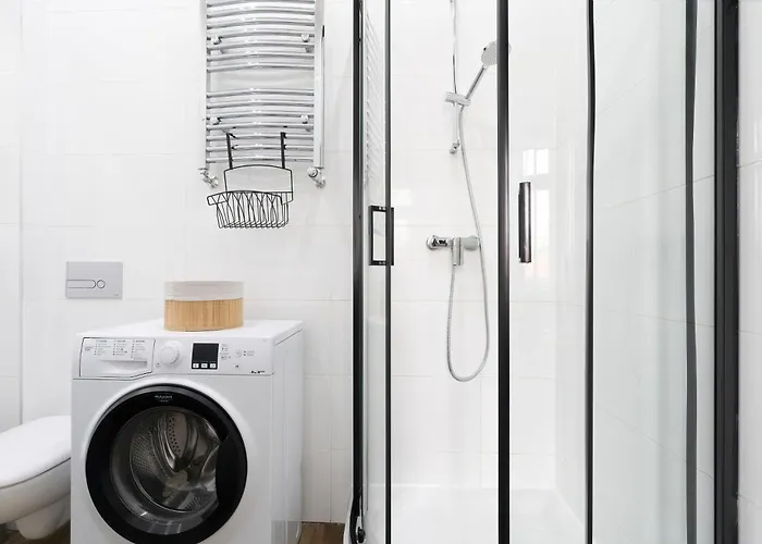 Bright And Cosy In By Renters